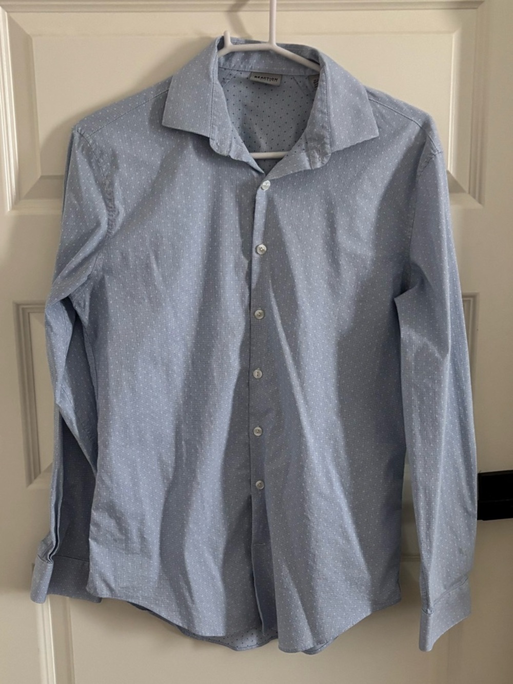 Kenneth Cole Reaction Light Blue Microdot Dress Shirt 32/33